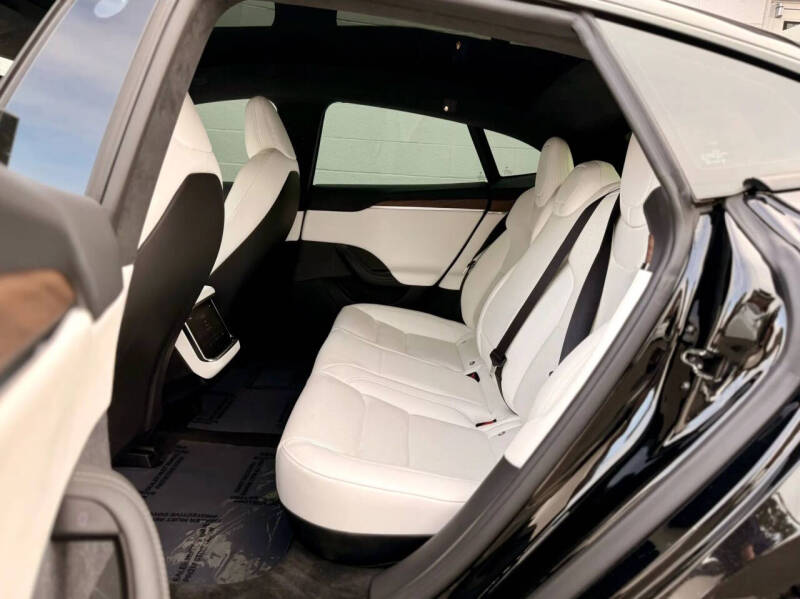 2021 Tesla Model S Long Range