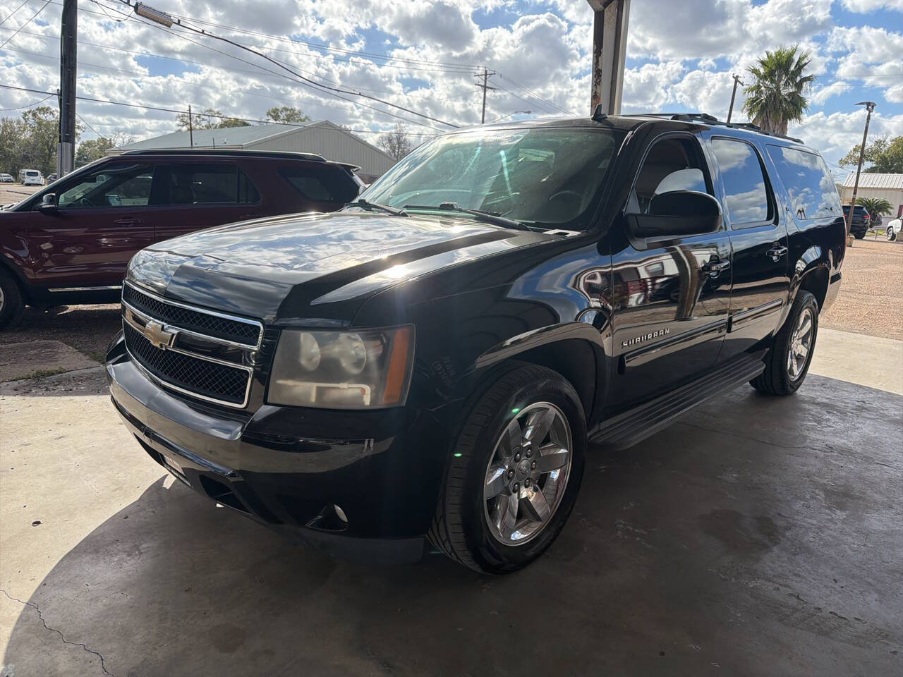 Black 2011 Chevrolet Suburban LT 4x2 LT 4dr SUV 1