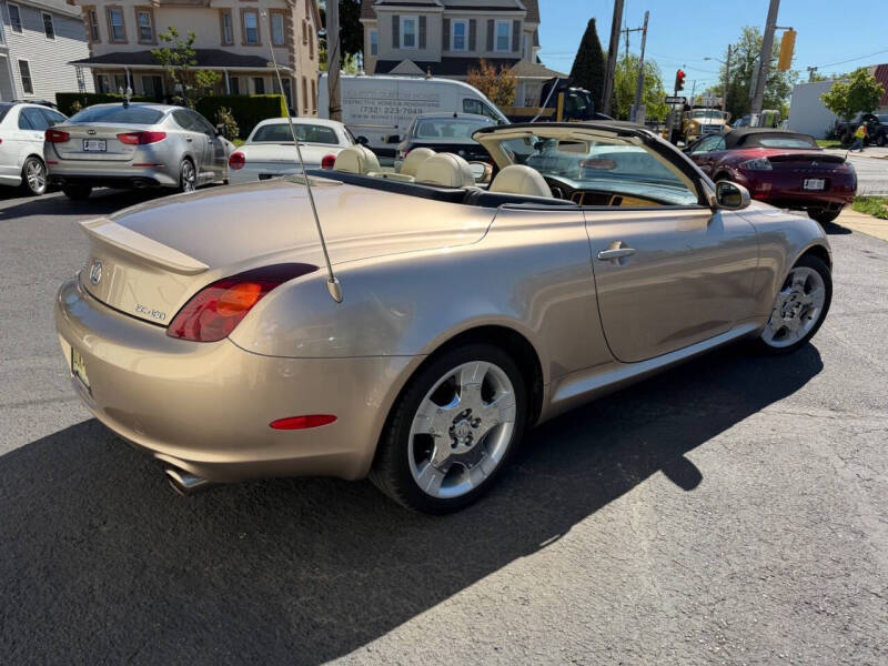 2004 Lexus SC 430