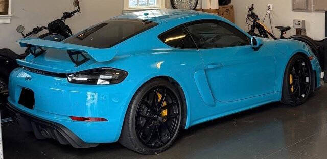 2020 Porsche 718 Cayman GT4