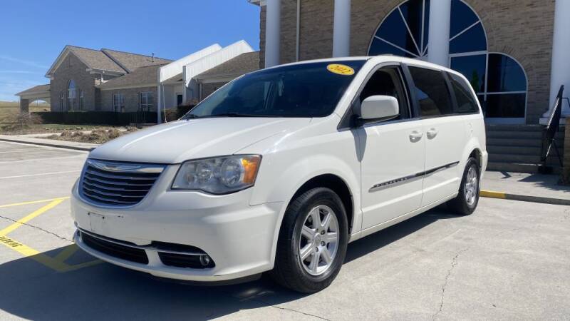 2012 Chrysler Town and Country for sale at 411 Trucks & Auto Sales Inc. in Maryville TN