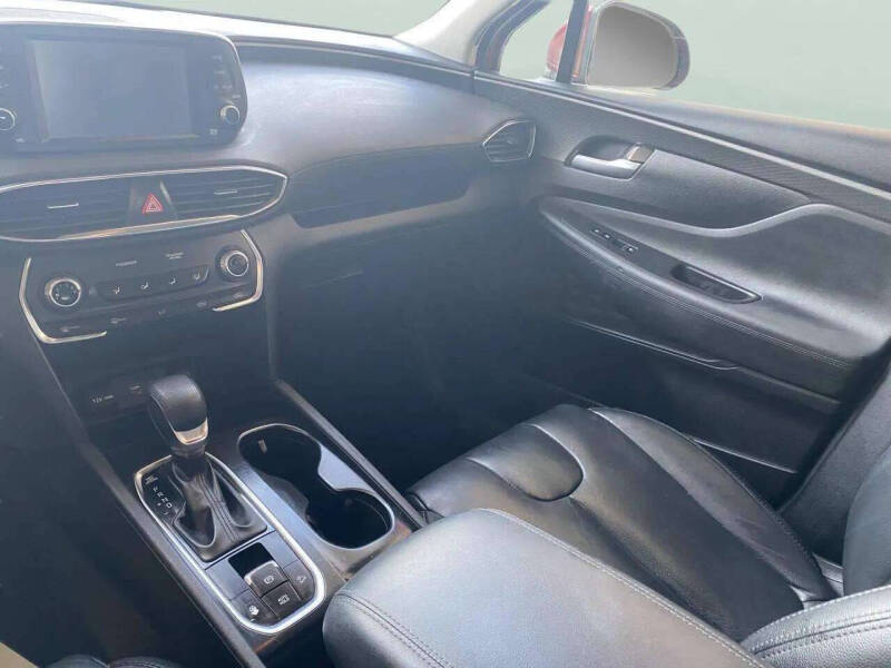 2019 Hyundai Santa Fe SE 2.4L