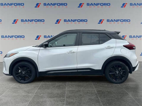 2024 Nissan Kicks SR