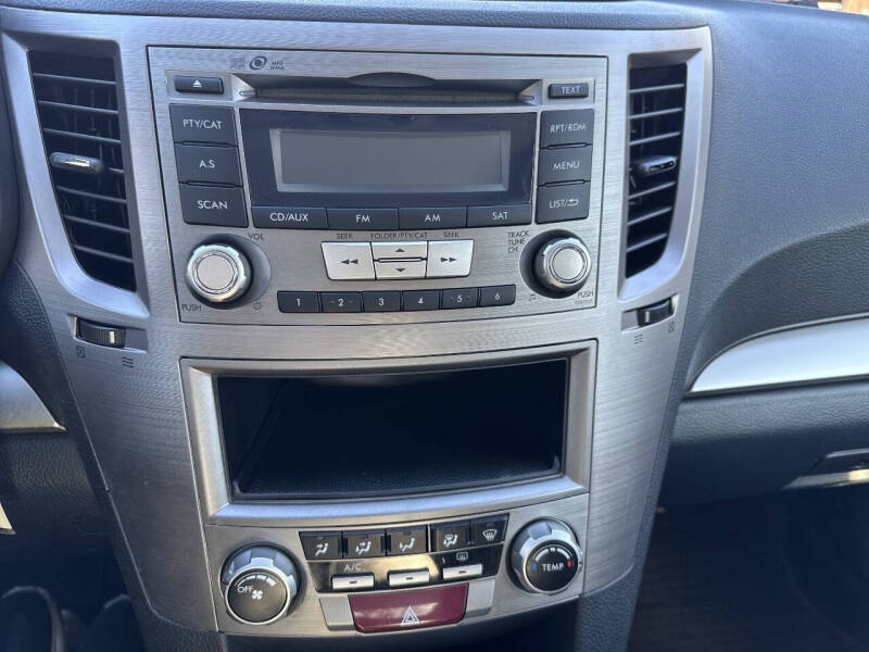 2014 Subaru Legacy 2.5i