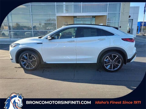 2025 Infiniti QX55 Essential