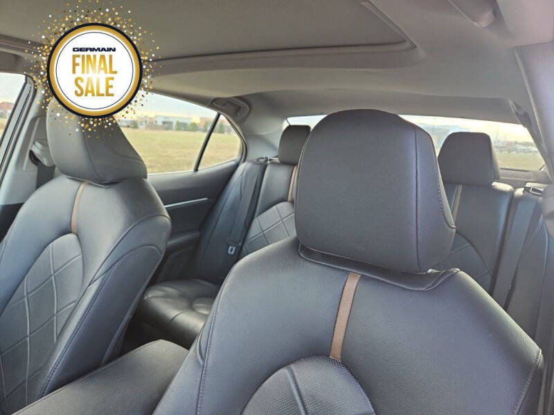 2018 Toyota Camry Hybrid XLE