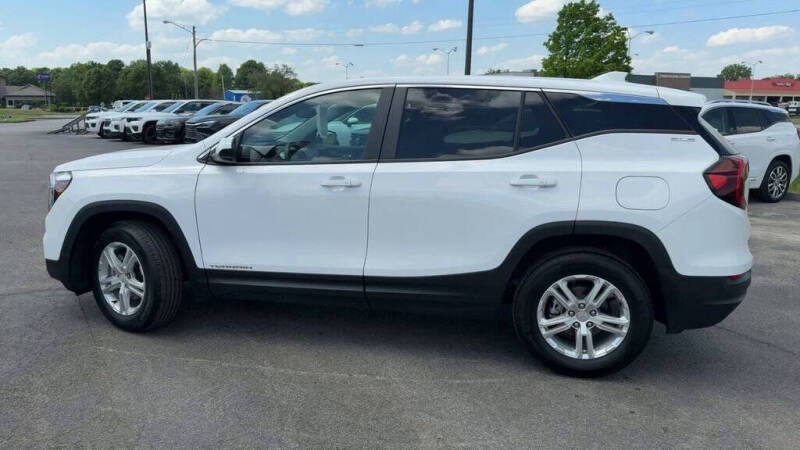 2024 GMC Terrain SLE
