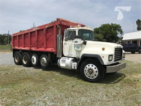 2000 Mack RD688S