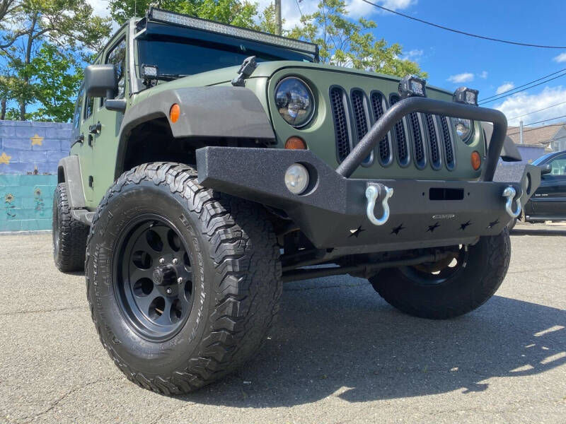 2010 Jeep Wrangler Unlimited for sale at Illinois Auto Sales in Paterson NJ