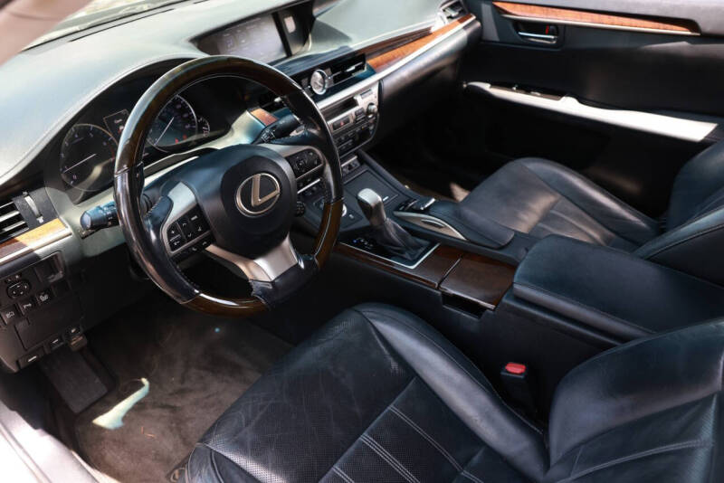 2016 Lexus ES 350