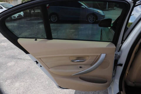 2012 BMW 3 Series 328i