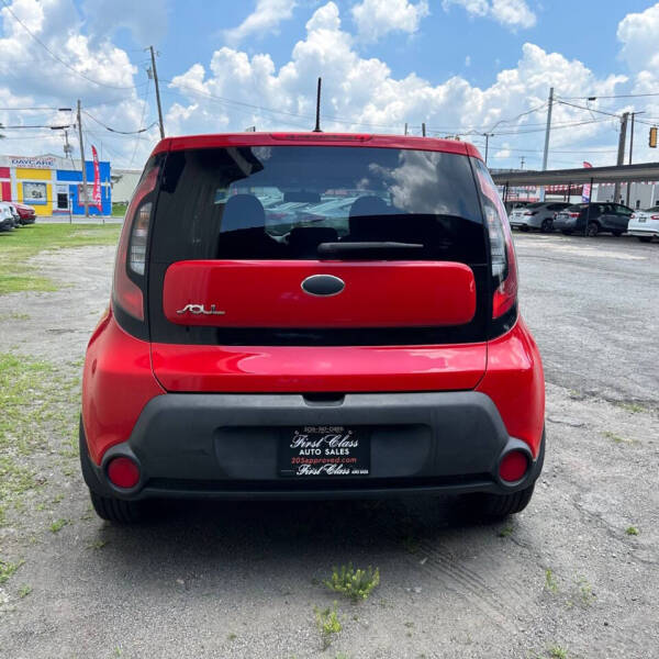 2015 Kia Soul +