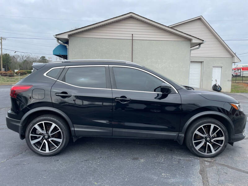 Used 2017 Nissan Rogue Sport SL with VIN JN1BJ1CP3HW036698 for sale in Pendleton, SC