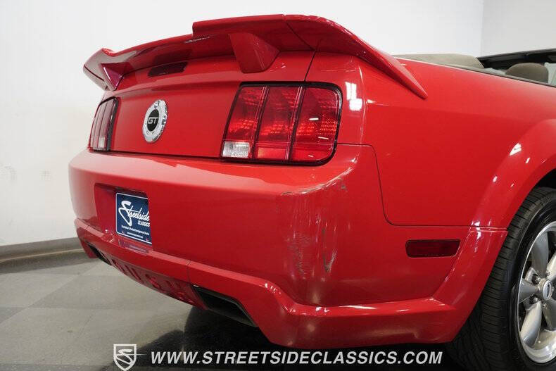 2005 Ford Mustang