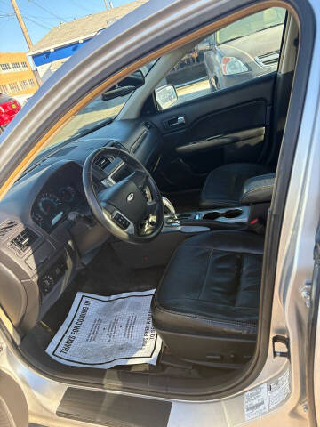 2011 Ford Fusion SEL