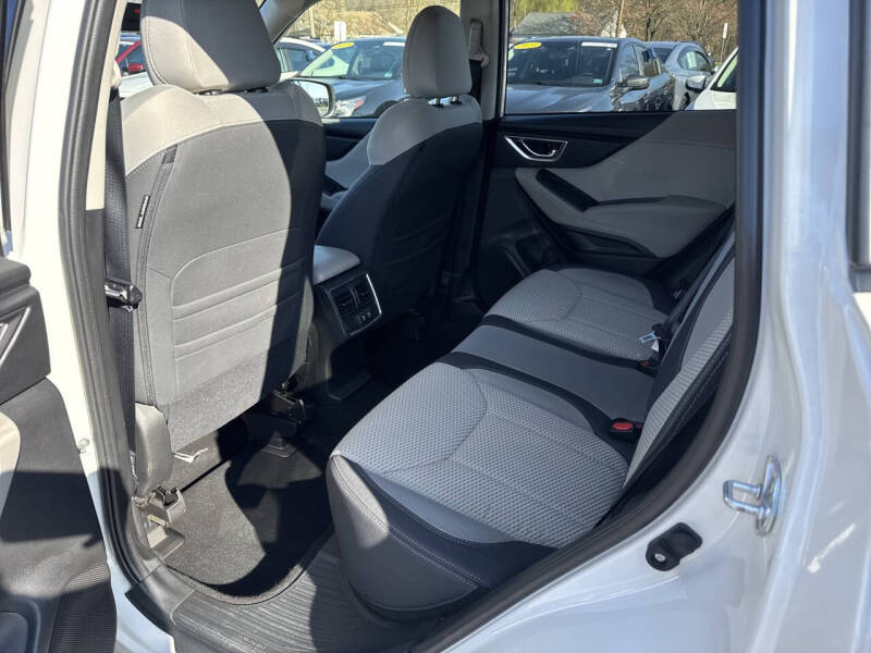 2024 Subaru Forester Premium
