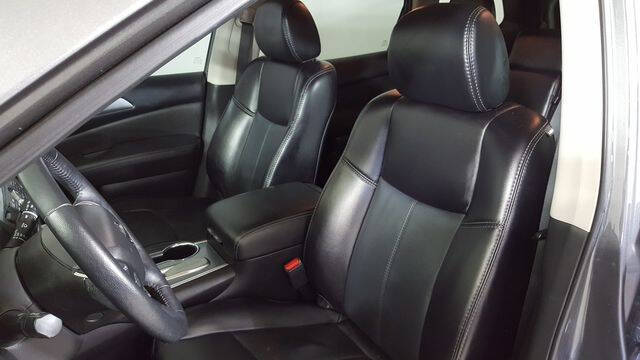 2018 Nissan Pathfinder SL