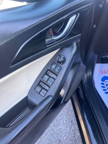 2016 Mazda MAZDA3 s Grand Touring