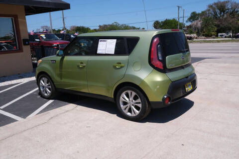 2016 Kia Soul +