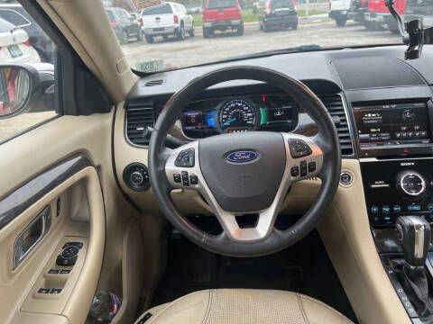 2015 Ford Taurus Limited