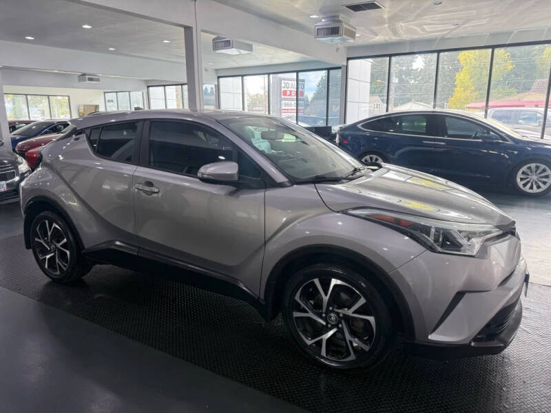 2018 Toyota C-HR XLE Premium