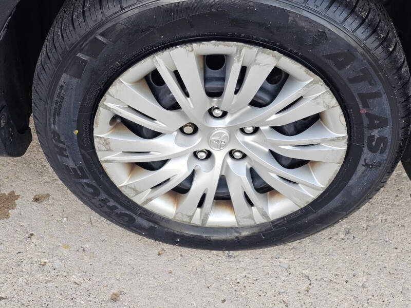 2013 Toyota Camry Hybrid LE