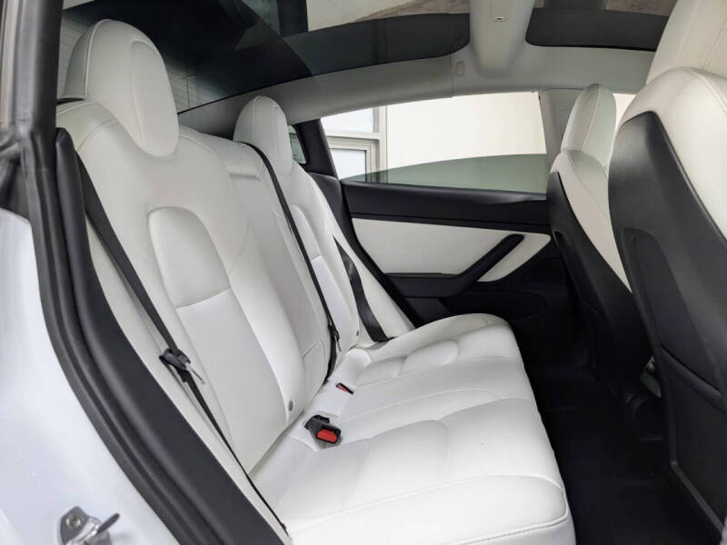 2021 Tesla Model 3 Long Range