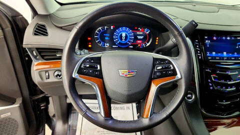 2020 Cadillac Escalade Standard