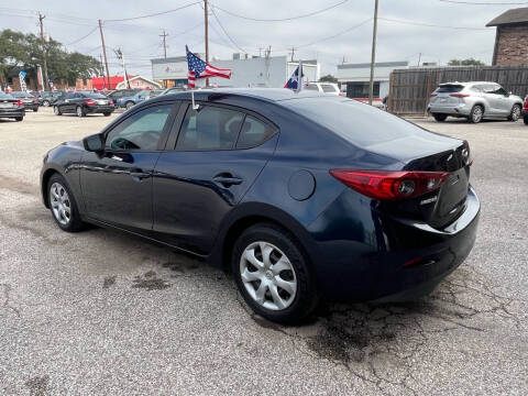 2015 Mazda MAZDA3 i SV