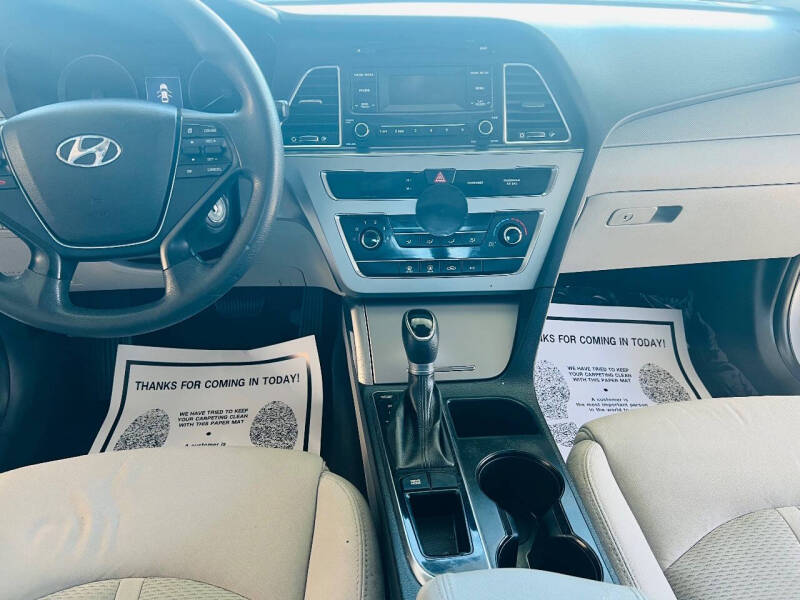 2017 Hyundai Sonata SE