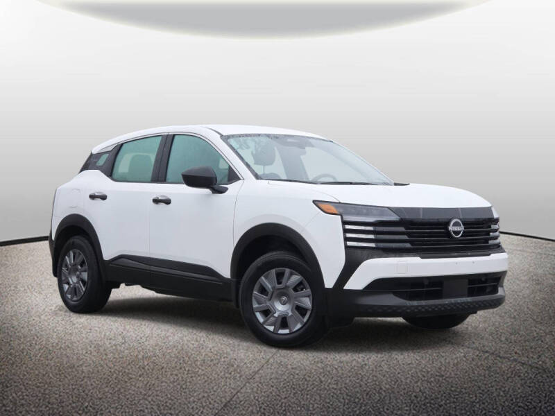 2025 Nissan Kicks S AWD's photo