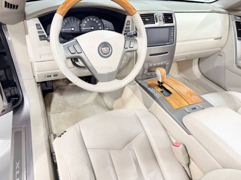 2005 Cadillac XLR