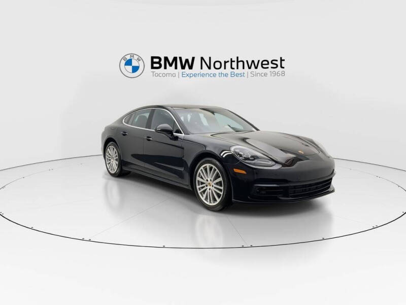 2017 Porsche Panamera 4S