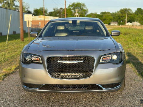 2018 Chrysler 300 Touring