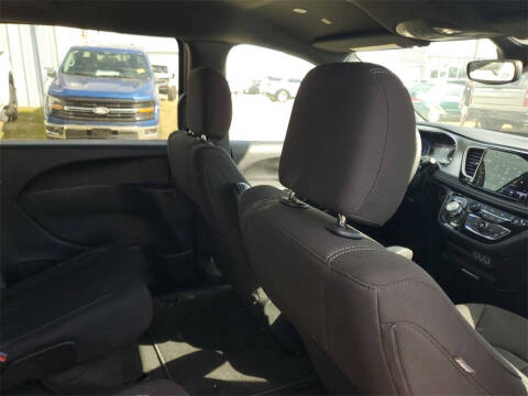 2024 Chrysler Pacifica Touring