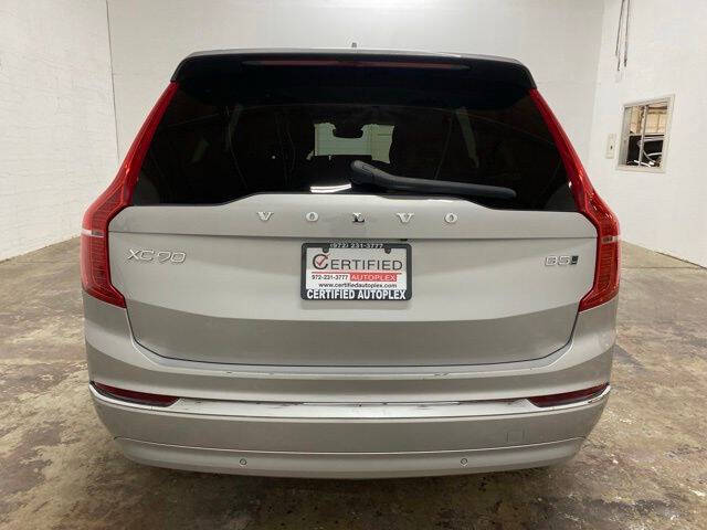 2025 Volvo XC90 B5 Core Bright Theme