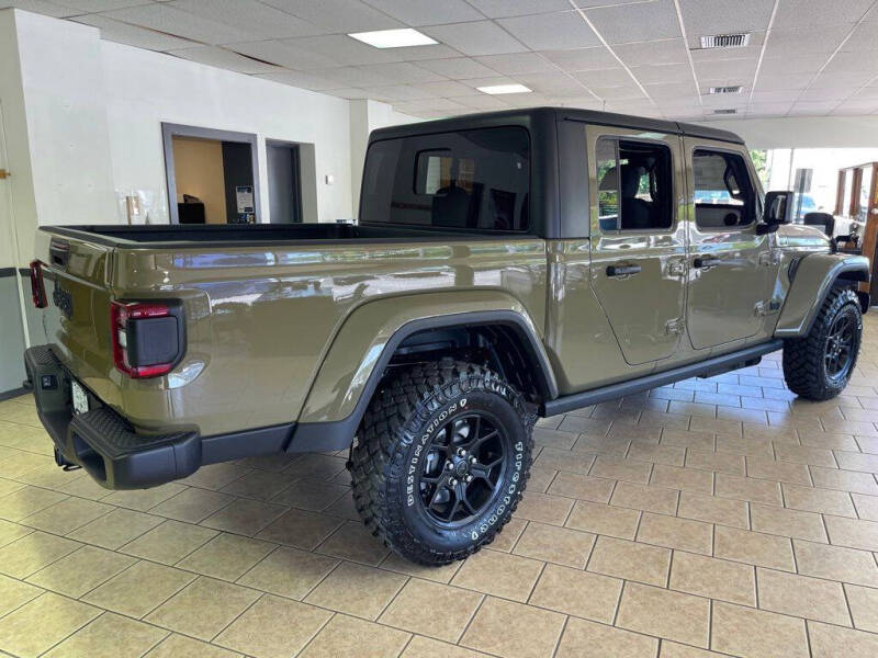 2026 Jeep Gladiator Willys