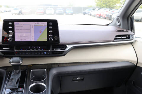 2021 Toyota Sienna Platinum 7-Passenger