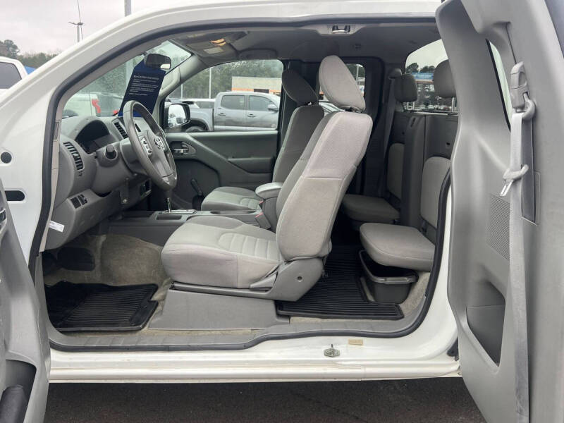 2017 Nissan Frontier S