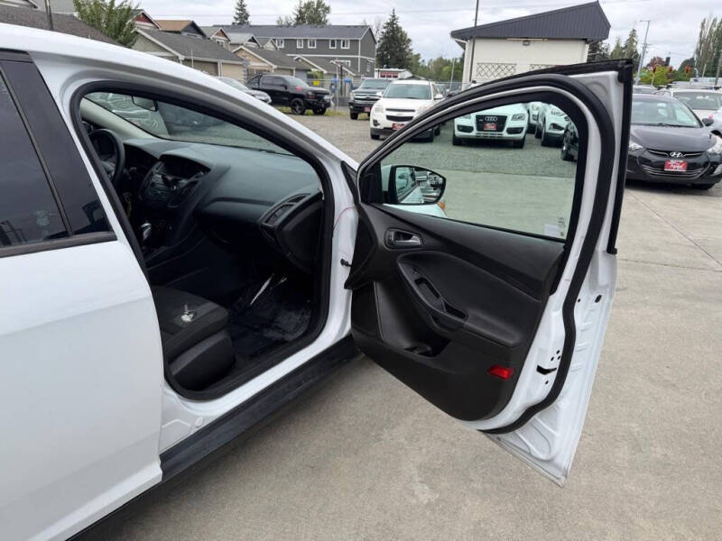 2016 Ford Focus SE