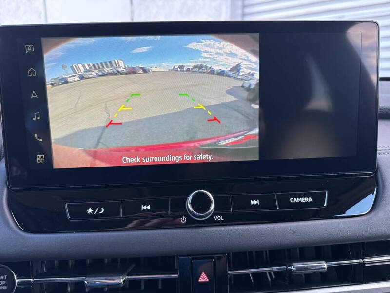 2025 Mitsubishi Outlander ES