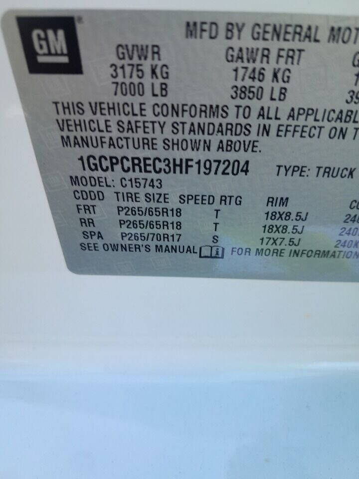 2017 Chevrolet Silverado Pickup - $16,500