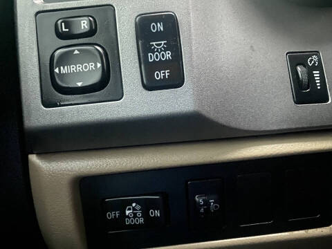 2012 Toyota Tundra Grade