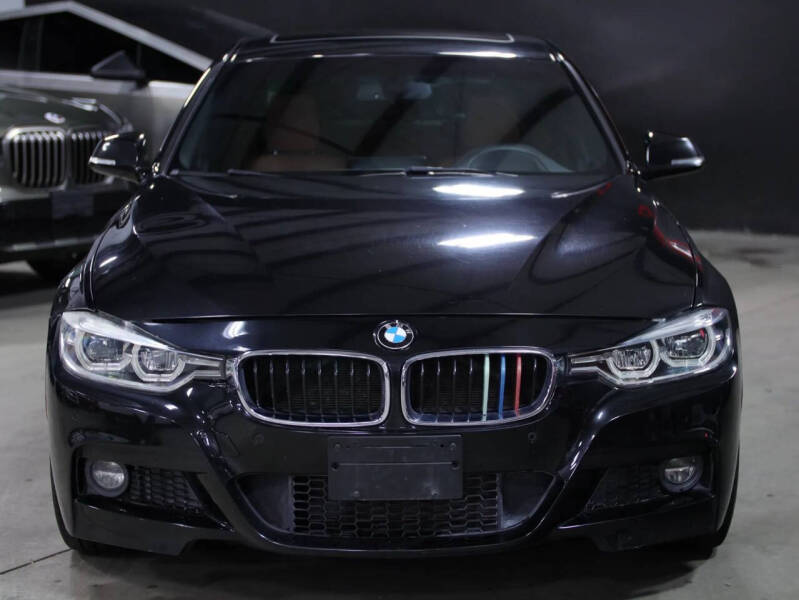 2018 BMW 3 Series 330i xDrive