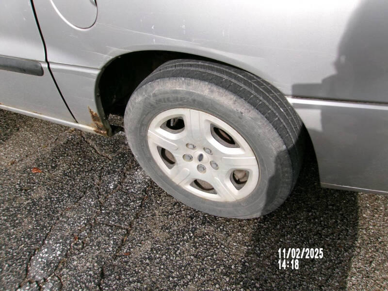 2005 Ford Freestar S