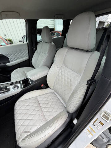 2022 Mitsubishi Outlander SEL