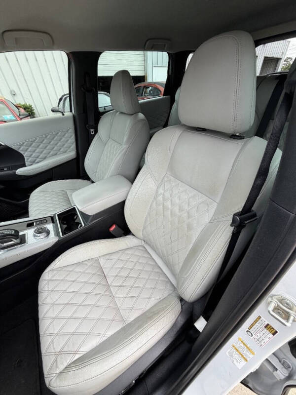 2022 Mitsubishi Outlander SEL