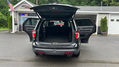 2018 Ford Explorer Sport