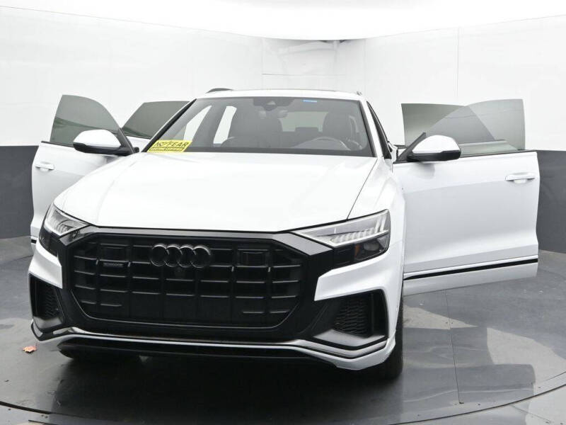 2022 Audi Q8 quattro Premium Plus 55 TFSI