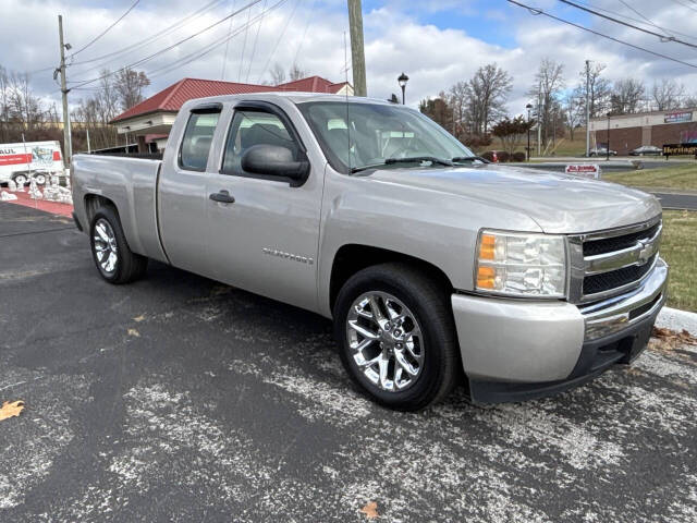 2009 Chevrolet Silverado 1500 for sale at Country Auto Sales Inc. in Bristol, VA